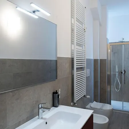 بيت ضيافة Astoria Comfort *