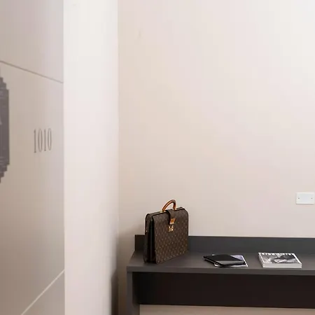 Astoria Comfort * بولونيا