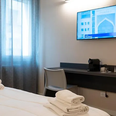 Astoria Comfort بيت ضيافة *